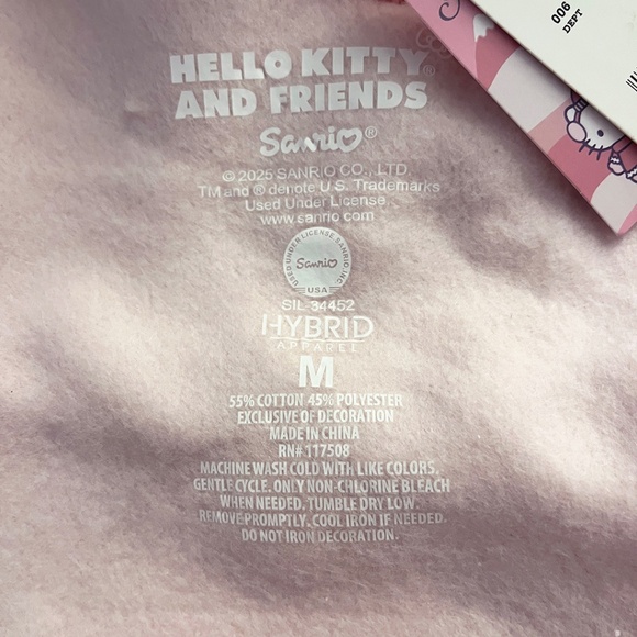 NWT Hello Kitty Winter Holiday Sweatshirt Women’s Medium - Picture 11 of 13